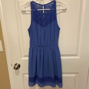 Size M iZ Byer dress